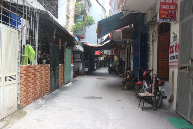 Bệnh nhân xóm ung thư đứng ngồi không yên chờ ngày quay lại bệnh viện - 2 Bệnh nhân xóm ung thư đứng ngồi không yên chờ ngày quay lại bệnh viện - 2