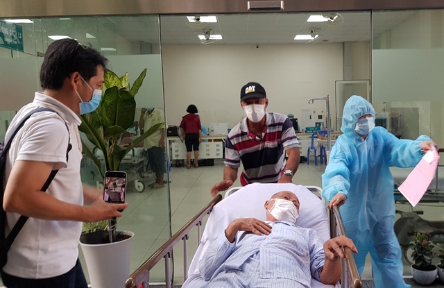TPHCM: Các bệnh viện có thể bị phong tỏa bất kỳ lúc nào - 3 TPHCM: Các bệnh viện có thể bị phong tỏa bất kỳ lúc nào - 3