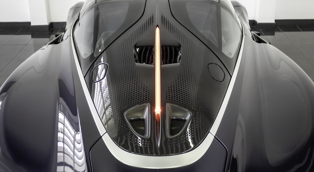 Siêu xe McLaren Speedtail mới đi 1km được rao bán gần 3,5 triệu USD  - 5