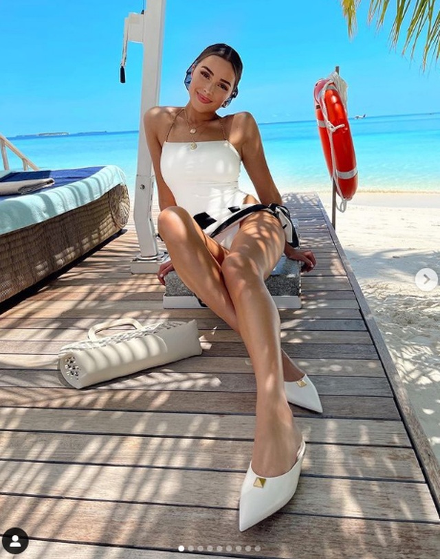Hoa hậu Hoàn vũ Olivia Culpo gợi cảm đón tuổi mới - 7 Hoa hậu Hoàn vũ Olivia Culpo gợi cảm đón tuổi mới - 7