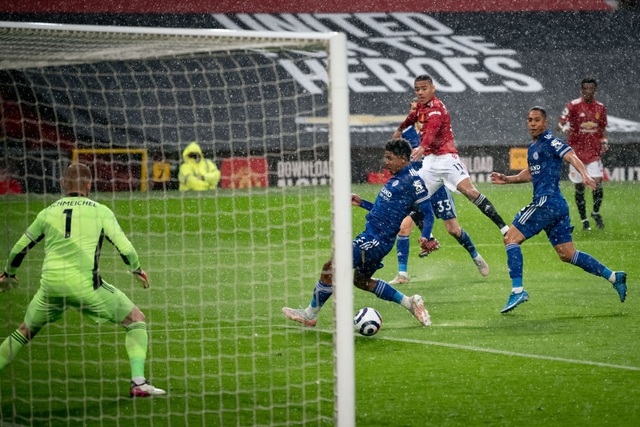 Trận thua của Man Utd khiến Man City vui mừng, Liverpool giận tím mặt - 8 Trận thua của Man Utd khiến Man City vui mừng, Liverpool giận tím mặt - 8