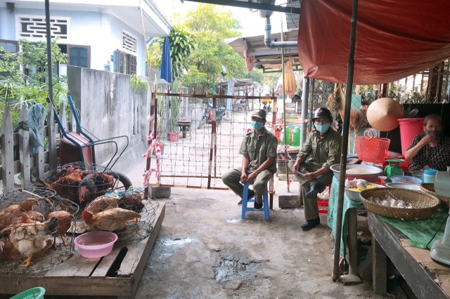 Thừa Thiên Huế lần đầu áp dụng tem phiếu đi chợ - 6 Thừa Thiên Huế lần đầu áp dụng tem phiếu đi chợ - 6