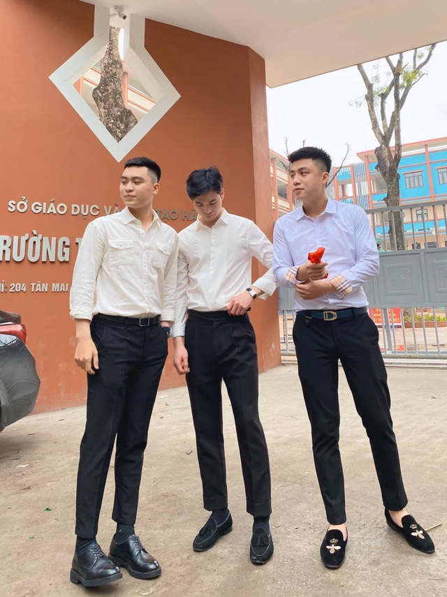 Em gái lên mạng tuyển chị dâu cho 4 anh trai cực phẩm hút triệu view - 7 Em gái lên mạng tuyển chị dâu cho 4 anh trai cực phẩm hút triệu view - 7