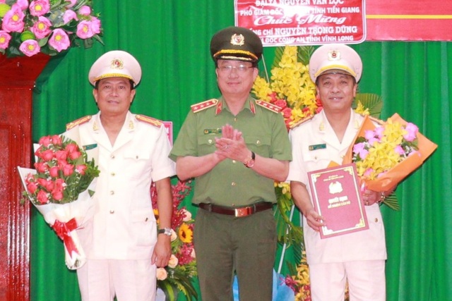 Đại tá Nguyễn Trọng Dũng làm Giám đốc Công an tỉnh Vĩnh Long - 1 Đại tá Nguyễn Trọng Dũng làm Giám đốc Công an tỉnh Vĩnh Long - 1