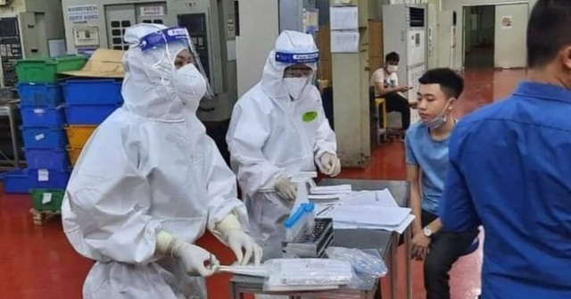 Bắc Giang sôi sục dập dịch, ổ dịch KCN Vân Trung thêm nhiều ca dương tính - 1 Bắc Giang sôi sục dập dịch, ổ dịch KCN Vân Trung thêm nhiều ca dương tính - 1
