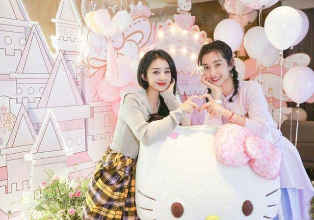 Lý Băng Băng trẻ đẹp không thua đàn em kém 15 tuổi Triệu Lệ Dĩnh - 8 Lý Băng Băng trẻ đẹp không thua đàn em kém 15 tuổi Triệu Lệ Dĩnh - 8