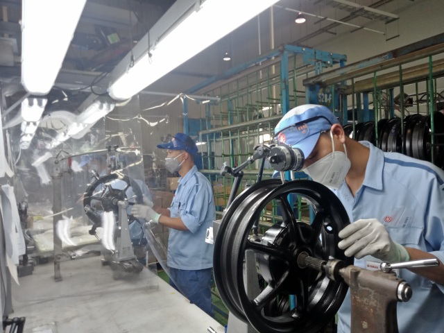 Hà Nội: Lập Tổ an toàn Covid-19 nhằm bảo vệ người lao động - 1 Hà Nội: Lập Tổ an toàn Covid-19 nhằm bảo vệ người lao động - 1