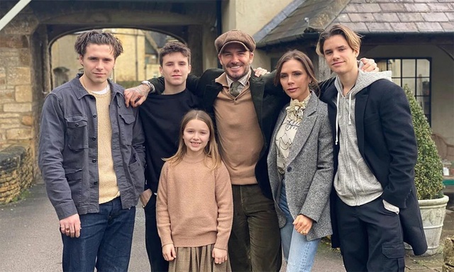 Con thứ hai nhà Beckham và bạn gái kỷ niệm 2 năm hò hẹn - 9 Con thứ hai nhà Beckham và bạn gái kỷ niệm 2 năm hò hẹn - 9