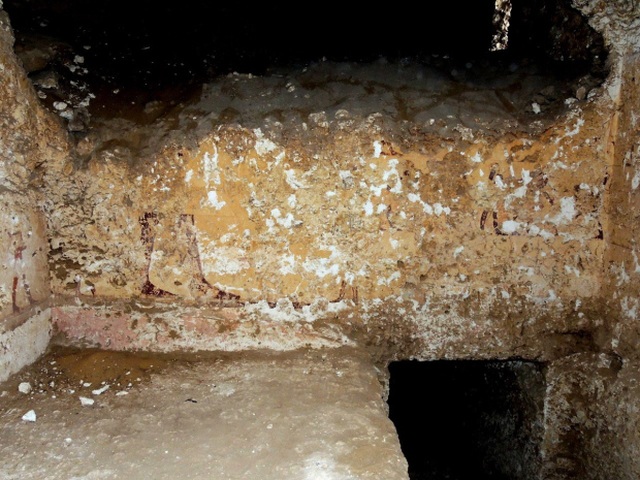 Phát hiện hàng trăm hầm mộ đá từ cách đây 4.000 năm ở Ai Cập - 4