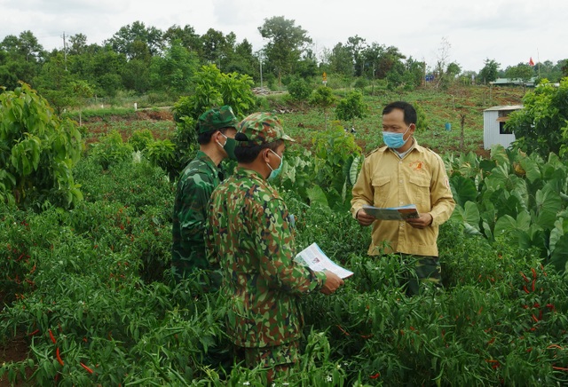 Tiếng loa di động rộn ràng khắp vùng sâu trước Ngày hội non sông - 3