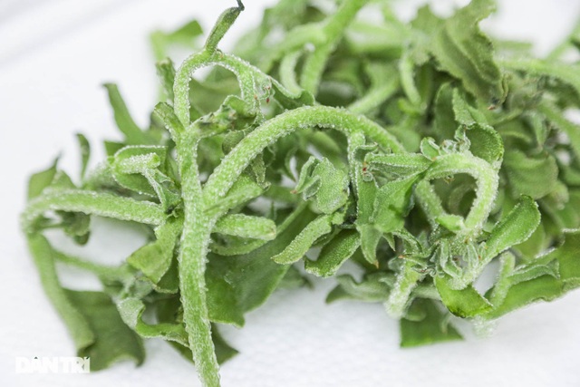 Extremely expensive diamond vegetables are still sold out in Hanoi - 6