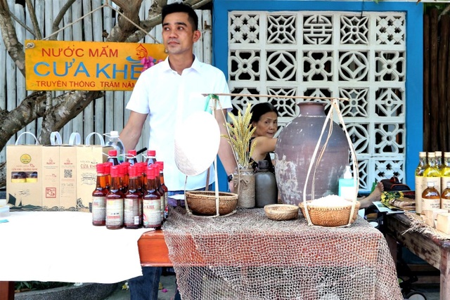 Làng mắm hơn trăm tuổi vẫn sống khỏe - 7 Làng mắm hơn trăm tuổi vẫn sống khỏe - 7