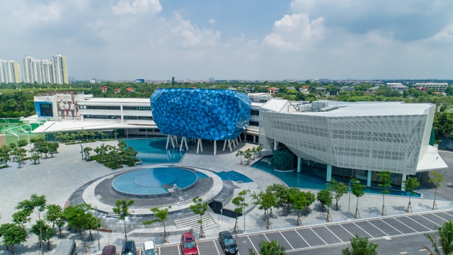 BUV nhận giải thưởng của BritCham cho những đóng góp với giáo dục bậc cao - 2 BUV nhận giải thưởng của BritCham cho những đóng góp với giáo dục bậc cao - 2