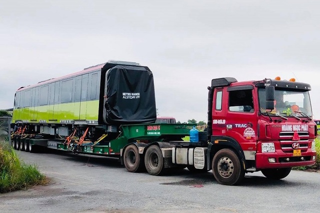 Đoàn tàu thứ 5 dự án đường sắt Nhổn - ga Hà Nội về đến nhà ga - 1