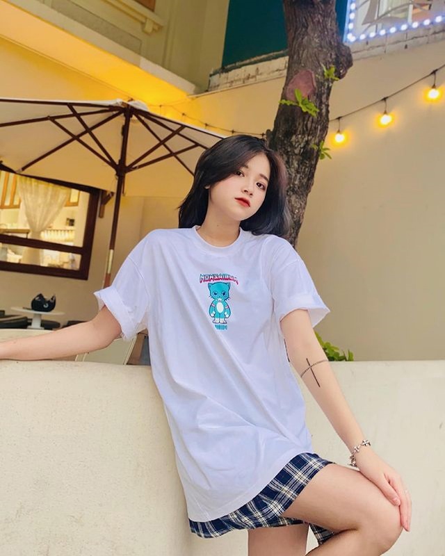 Hot girl trường chuyên gợi cảm hơn bội phần sau khi vào đại học - 12 Hot girl trường chuyên gợi cảm hơn bội phần sau khi vào đại học - 12