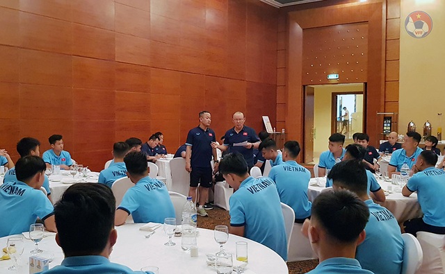 HLV Park Hang Seo: Đội tuyển Việt Nam phải hy sinh sở thích cá nhân - 3 HLV Park Hang Seo: Đội tuyển Việt Nam phải hy sinh sở thích cá nhân - 3