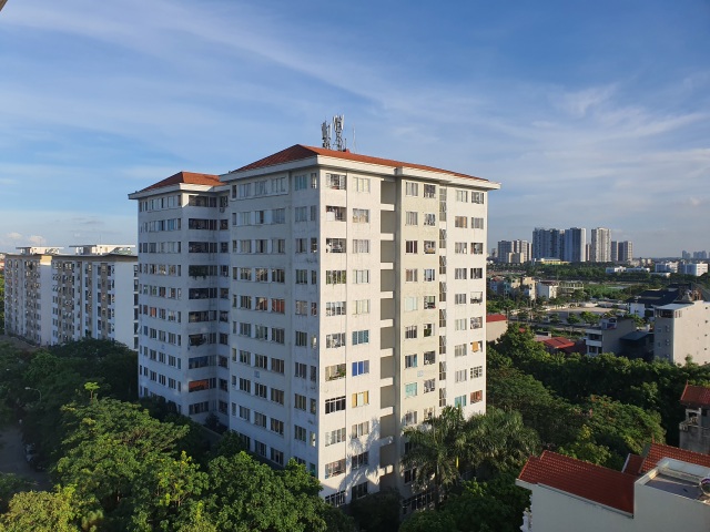 Sợ Covid-19, dân ở chung cư trang bị camera đo thân nhiệt, quẹt thẻ hạn chế - 3 Sợ Covid-19, dân ở chung cư trang bị camera đo thân nhiệt, quẹt thẻ hạn chế - 3