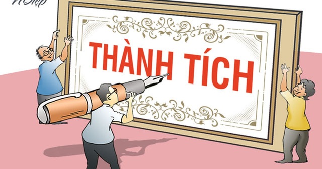 Đến bao giờ giấy khen lại trở về với sứ mệnh vốn có ngày xưa? - 1 Đến bao giờ giấy khen lại trở về với sứ mệnh vốn có ngày xưa? - 1