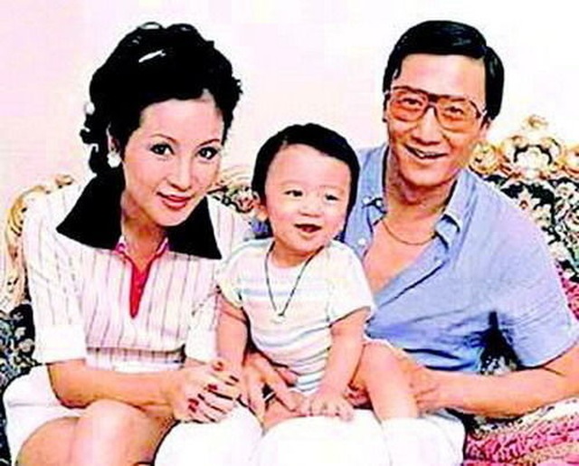 3 mỹ nhân khiến vua sòng bạc mê đắm nhưng không thể lấy làm vợ