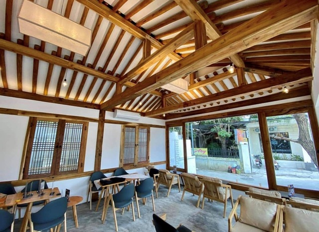 Quán cà phê mang kiến trúc nhà cổ Hàn Quốc giữa lòng xứ Huế - 4 Quán cà phê mang kiến trúc nhà cổ Hàn Quốc giữa lòng xứ Huế - 4