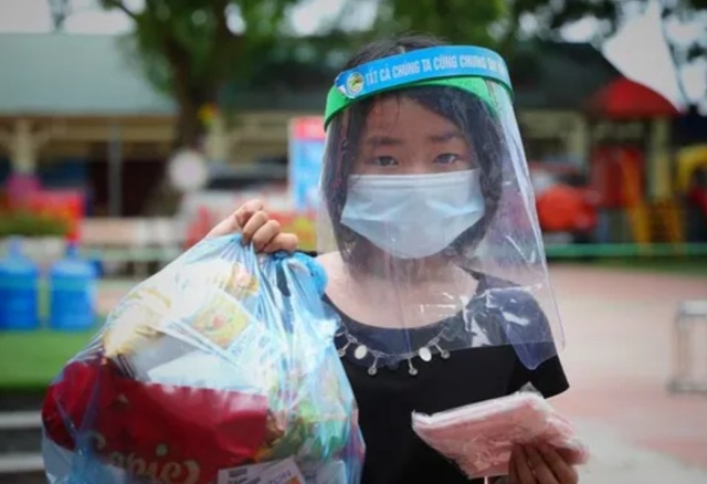 Tết thiếu nhi đặc biệt ở tâm dịch Bắc Giang, Bắc Ninh - 3 Tết thiếu nhi đặc biệt ở tâm dịch Bắc Giang, Bắc Ninh - 3