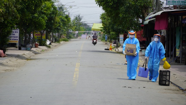 Đường phố Long An khác lạ ngày đầu giãn cách 4 huyện và TP Tân An - 1