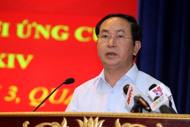 Chủ tịch nước: "Trịnh Xuân Thanh trốn đi đâu cũng bị lôi ra ánh sáng" - 1 Chủ tịch nước Trần Đại Quang trò chuyện với bà con cử tri TPHCM