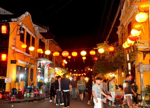 Hội An sẽ chào đón vị khách quốc tế thứ 2 triệu trong dịp chào năm mới - 1 Phố cổ Hội An sẽ được trang hoàng lộng lẫy và nhiều sự kiện được tổ chức để chào đón năm mới 2017
