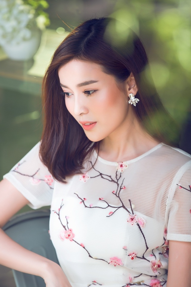 Hoa khôi xứ dừa dịu dàng khoe nhan sắc - 3 Hoa khôi xứ dừa dịu dàng khoe nhan sắc - 3