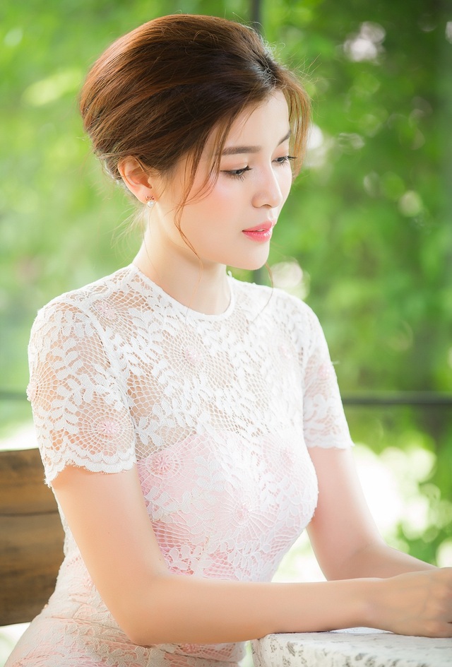 Hoa khôi xứ dừa dịu dàng khoe nhan sắc - 11 Hoa khôi xứ dừa dịu dàng khoe nhan sắc - 11