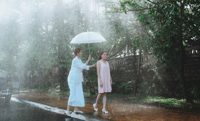 Hồ Quỳnh Hương không muốn vướng scandal tình ái - 5 Hồ Quỳnh Hương không muốn vướng scandal tình ái - 5