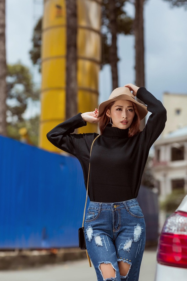 Hot girl Quỳnh Thy diện style “chất lừ” ra phố ngày se lạnh - 12 Hot girl Quỳnh Thy diện style “chất lừ” ra phố ngày se lạnh - 12