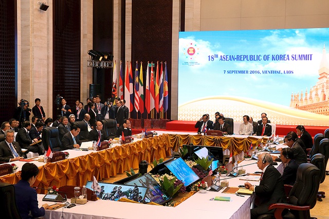 Thủ tướng nói về an ninh nguồn nước sông Mekong, căng thẳng Biển Đông - 2 Quang cảnh hội nghị ASEAN - Hàn Quốc