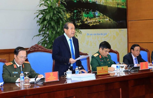 4.000 người đủ điều kiện được đặc xá, tha tù dịp Tết - 1
Phó Thủ tướng Trương Hoà Bình chủ trì cuộc họp cả Hội đồng tư vấn đặc xá ngày 27/11.