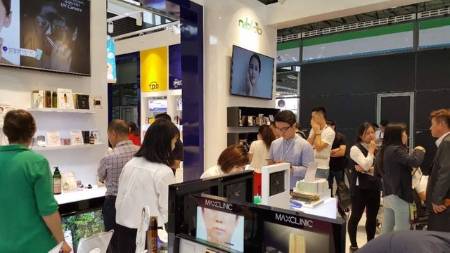 Giám đốc Maxclinic cảnh báo người tiêu dùng về mỹ phẩm giả - 2 Do đâu mà sản phẩm nhái các thương hiệu Hàn Quốc lại tràn lan và nhiều hơn các thương hiệu của các Quốc gia khác?