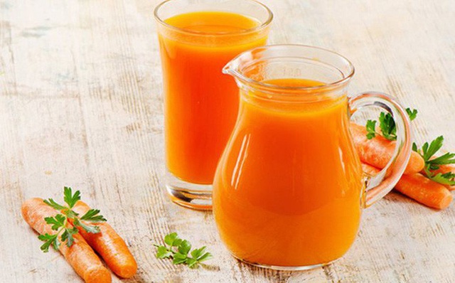 Vì sao phụ nữ Nhật lại có làn da mịn đẹp ở tuổi 35? - 5 Nước ép cà rốt (Ảnh minh họa)