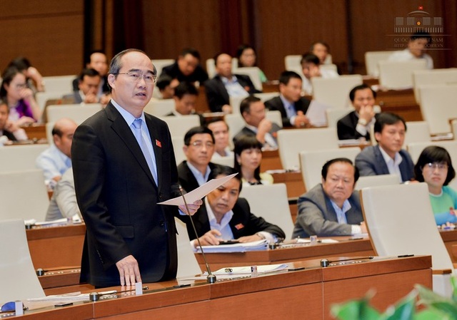 10,5 triệu tỷ đồng tái cơ cấu kinh tế: Đừng bắt đầu với câu hỏi "Tiền ở đâu?" - 2 Chủ tịch Mặt trận Tổ quốc Việt Nam Nguyễn Thiện Nhân, ĐBQH tỉnh Trà Vinh (ảnh: Quochoi.vn)