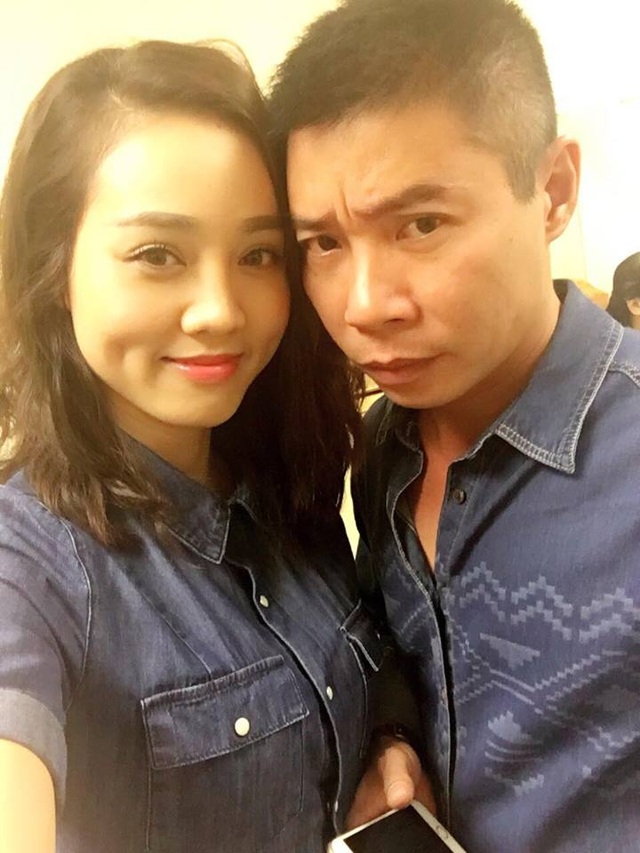 “Cô đẩu” Công Lý sắp kết hôn với hotgirl kém 15 tuổi? - 1 Ảnh thân mật của Công Lý và bạn gái mới. Ảnh: FBNV.