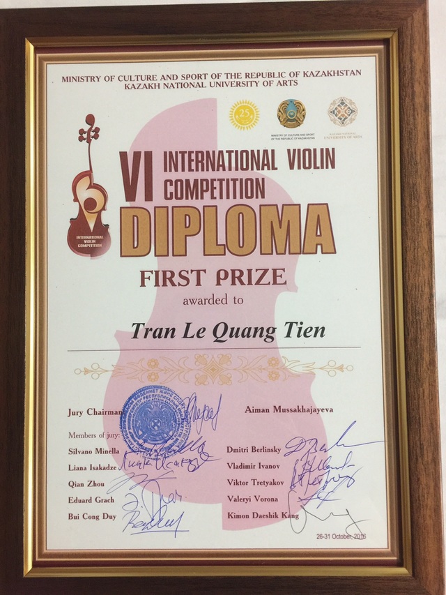 Tài năng 14 tuổi của Việt Nam đoạt giải Nhất cuộc thi Violin Quốc tế - 3 Tài năng 14 tuổi của Việt Nam đoạt giải Nhất cuộc thi Violin Quốc tế - 3