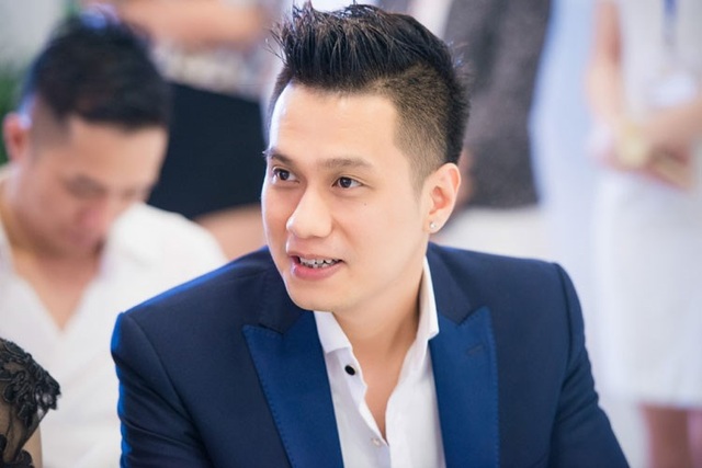 Nghệ sĩ Việt nhớ về thầy cô bằng những kỷ niệm xúc động - 2 Diễn viên Việt Anh.