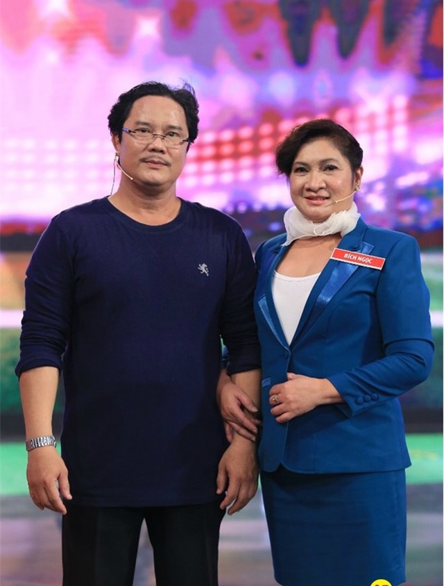 Diễn viên Công Hậu: “Cảnh nóng không nhất thiết phải phơi bày hết mọi thứ ra” - 2 Vợ chồng Công Hậu - Bích Ngọc vẫn chung bước với nhau từ thuở cơ hàn. Ảnh: TL.