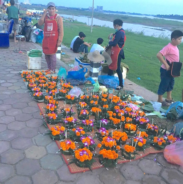 Lễ hội đua thuyền trên dòng sông Mê Kông - 2 Lễ hội đua thuyền trên dòng sông Mê Kông - 2