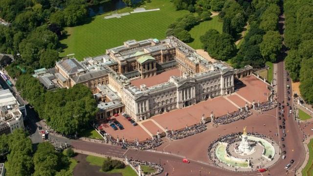 Anh chi hơn 400 triệu USD trùng tu Cung điện Buckingham - 1 Cung điện Buckingham (Ảnh: PA)