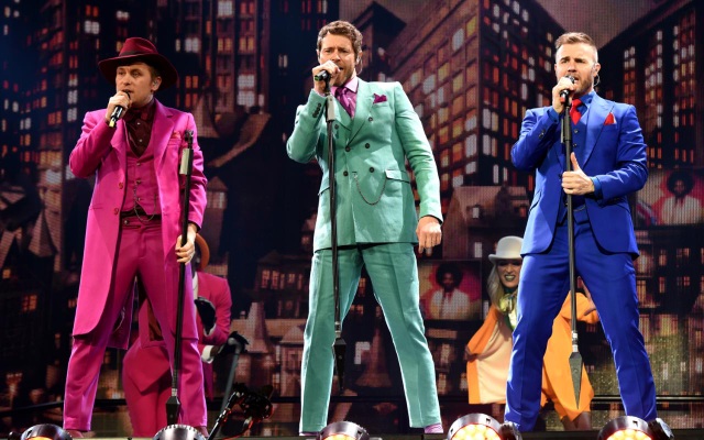Chi 30 tỷ đồng để được một mình xem Take That biểu diễn - 1 Ban nhạc Take That
