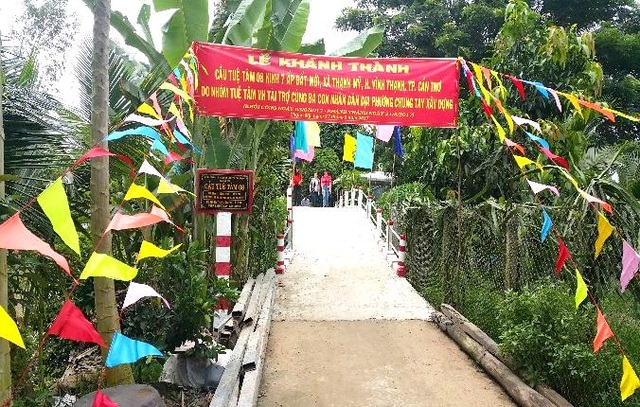 Lễ khánh thành cầu Tuệ Tâm 08 tại Cần Thơ - 1 Lễ khánh thành cầu Tuệ Tâm 08 tại Cần Thơ - 1
