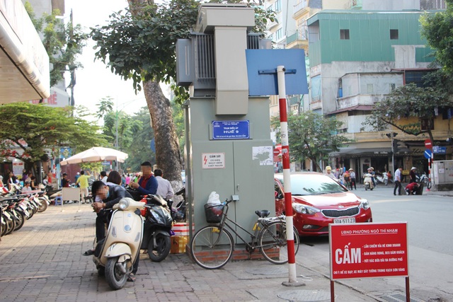 Nguy hiểm rình rập từ những bốt điện trên phố Hà Nội - 4 Phố Huế.