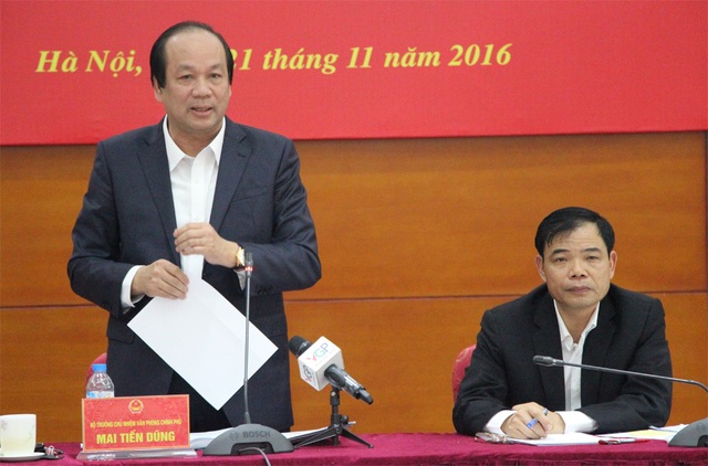 Thủ tướng lưu ý ngành Nông nghiệp khắc phục 7 vấn đề - 1 Bộ trưởng Chủ nhiệm Văn phòng Chính phủ Mai Tiến Dũng (đứng), Tổ trưởng Tổ công tác của Thủ tướng Chính phủ làm việc với Bộ NN&PTNT.