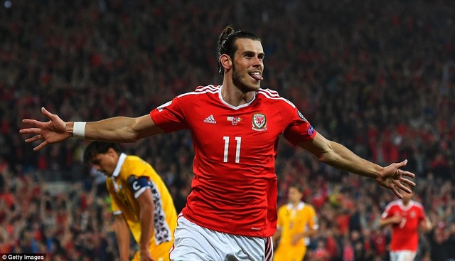 Gareth Bale rực sáng, Wales khởi đầu thăng hoa tại vòng loại World Cup - 1 Gareth Bale lập cú đúp giúp xứ Wales đè bẹp Moldova