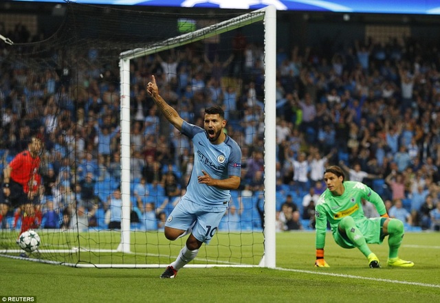 Sergio Aguero lập hat-trick, Man City vùi dập Gladbach - 1 Aguero tỏa sáng với cú hat-trick