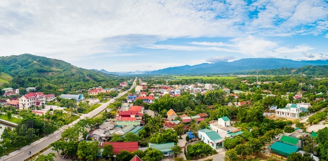 4 anh em “cột chèo” cùng làm quan huyện - 1 Huyện miền núi A Lưới tỉnh Thừa Thiên Huế